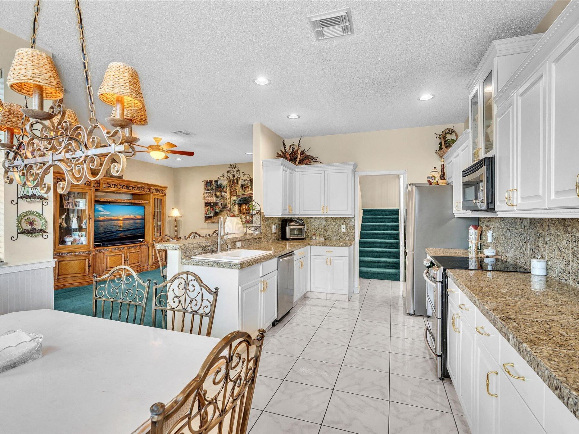 17923 SW 2nd Street, Pembroke Pines, FL 33029 Photo