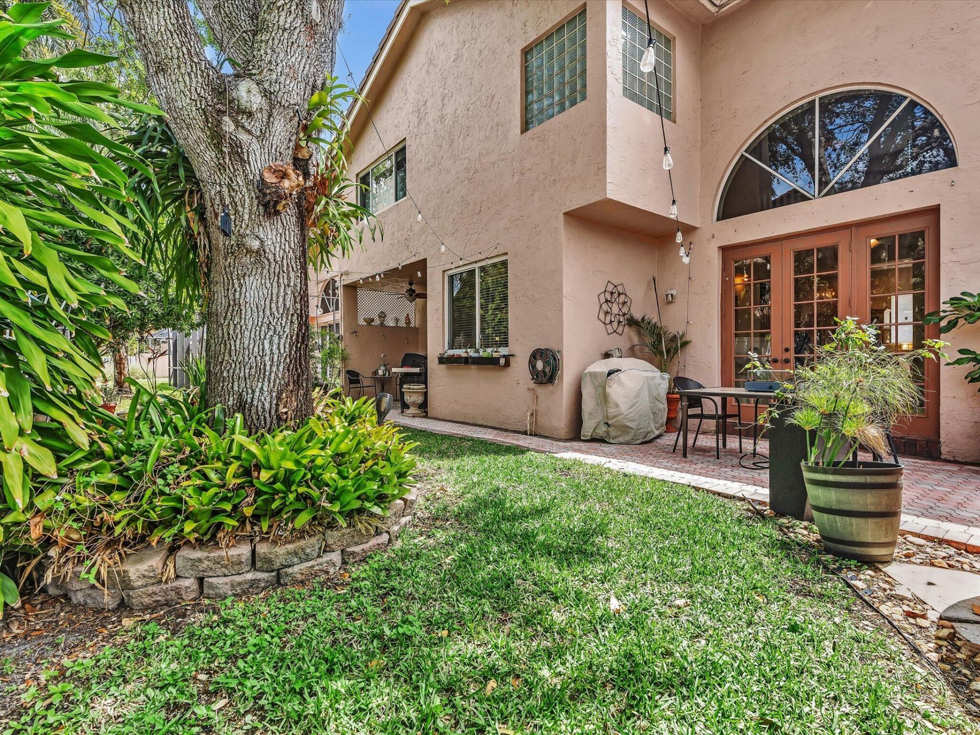 17923 SW 2nd Street, Pembroke Pines, FL 33029 Photo