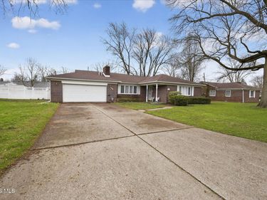 3431 Cragmoor Avenue, Toledo, OH 43614
