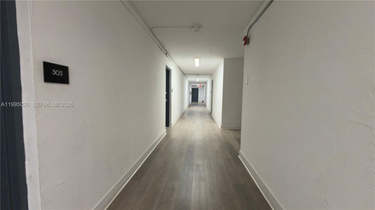 143 SW 9th St, Unit 105, Miami, FL 33130 Photo
