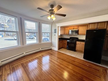 124 Green Street, Unit 206, Lynn, MA 01902