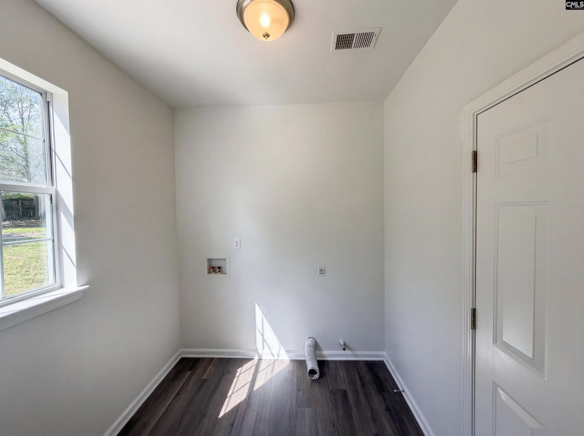 709 Buckstone Trail  Photo 16