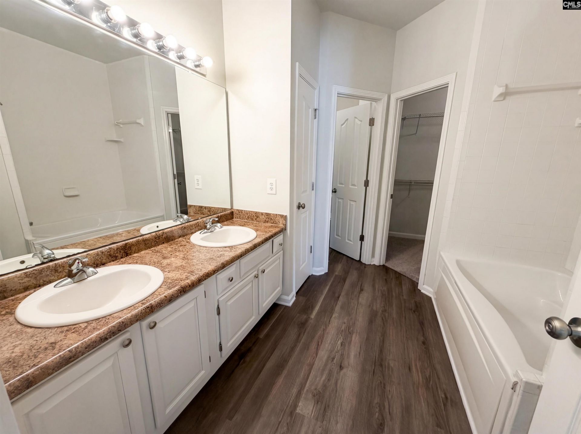 709 Buckstone Trail  Photo 21