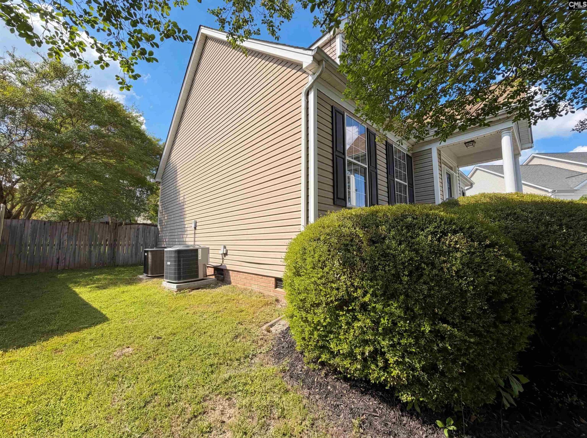 709 Buckstone Trail  Photo 6