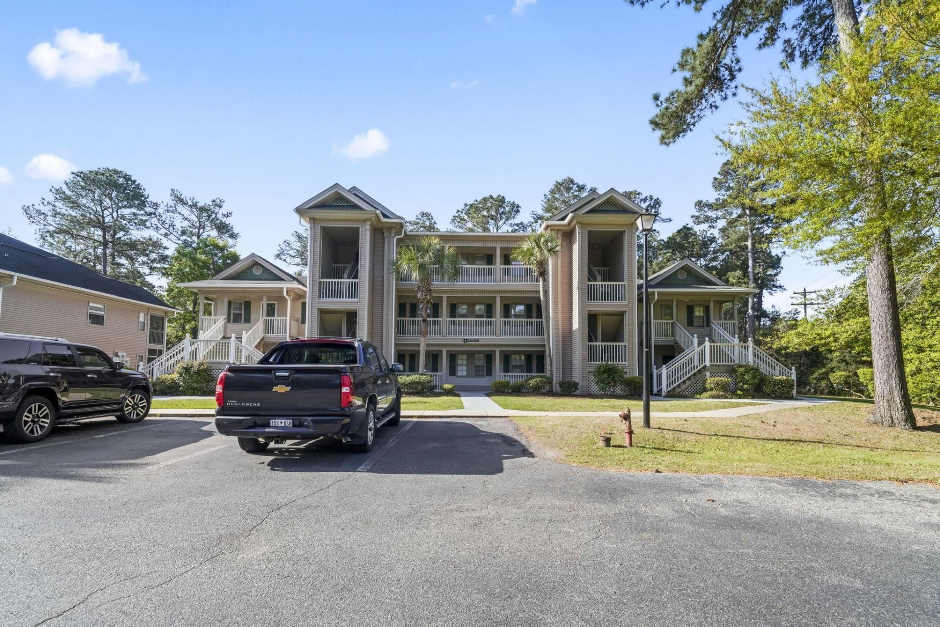 227 Pinehurst Ln.  Photo 4