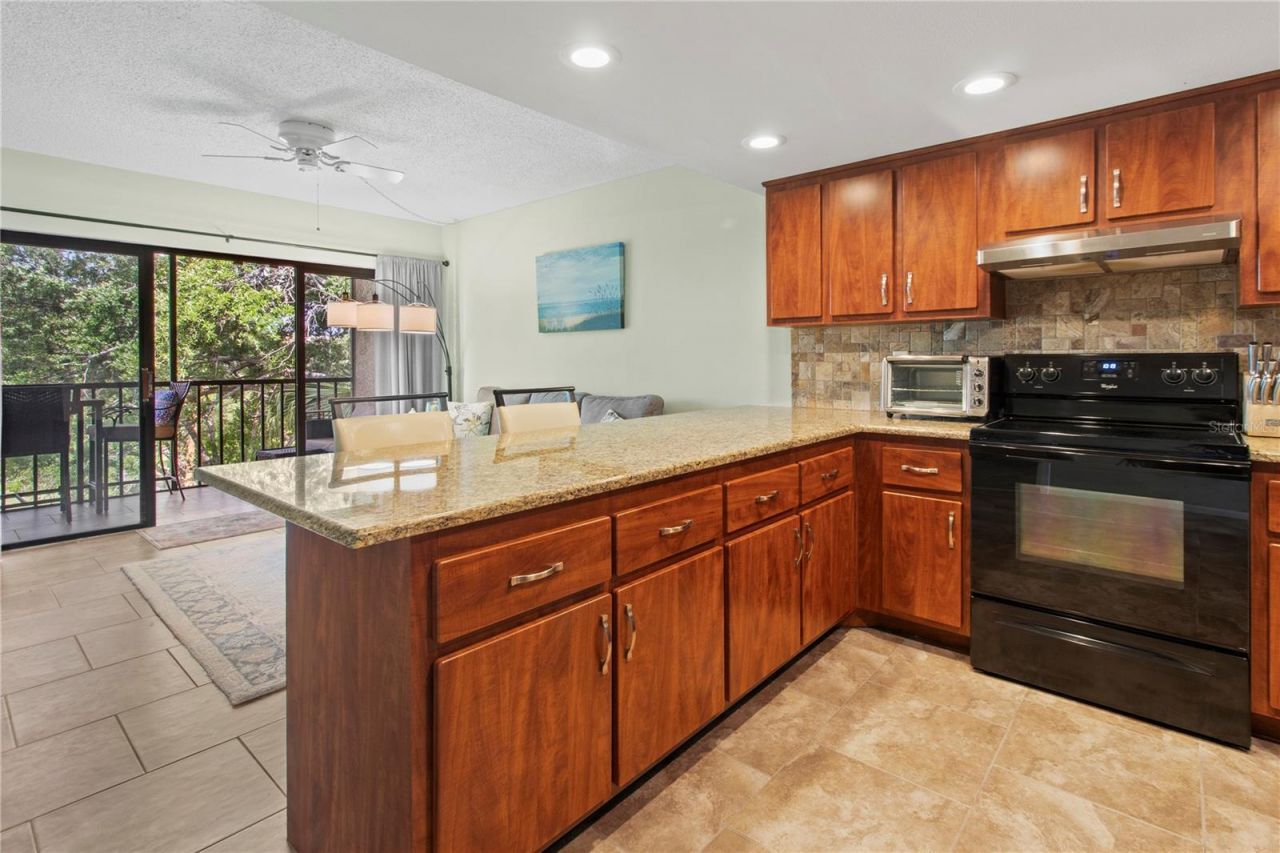 315 30th Avenue W, Unit B411, Bradenton, FL 34205 Photo