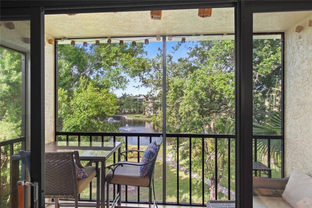 315 30th Avenue W, Unit B411, Bradenton, FL 34205 Photo