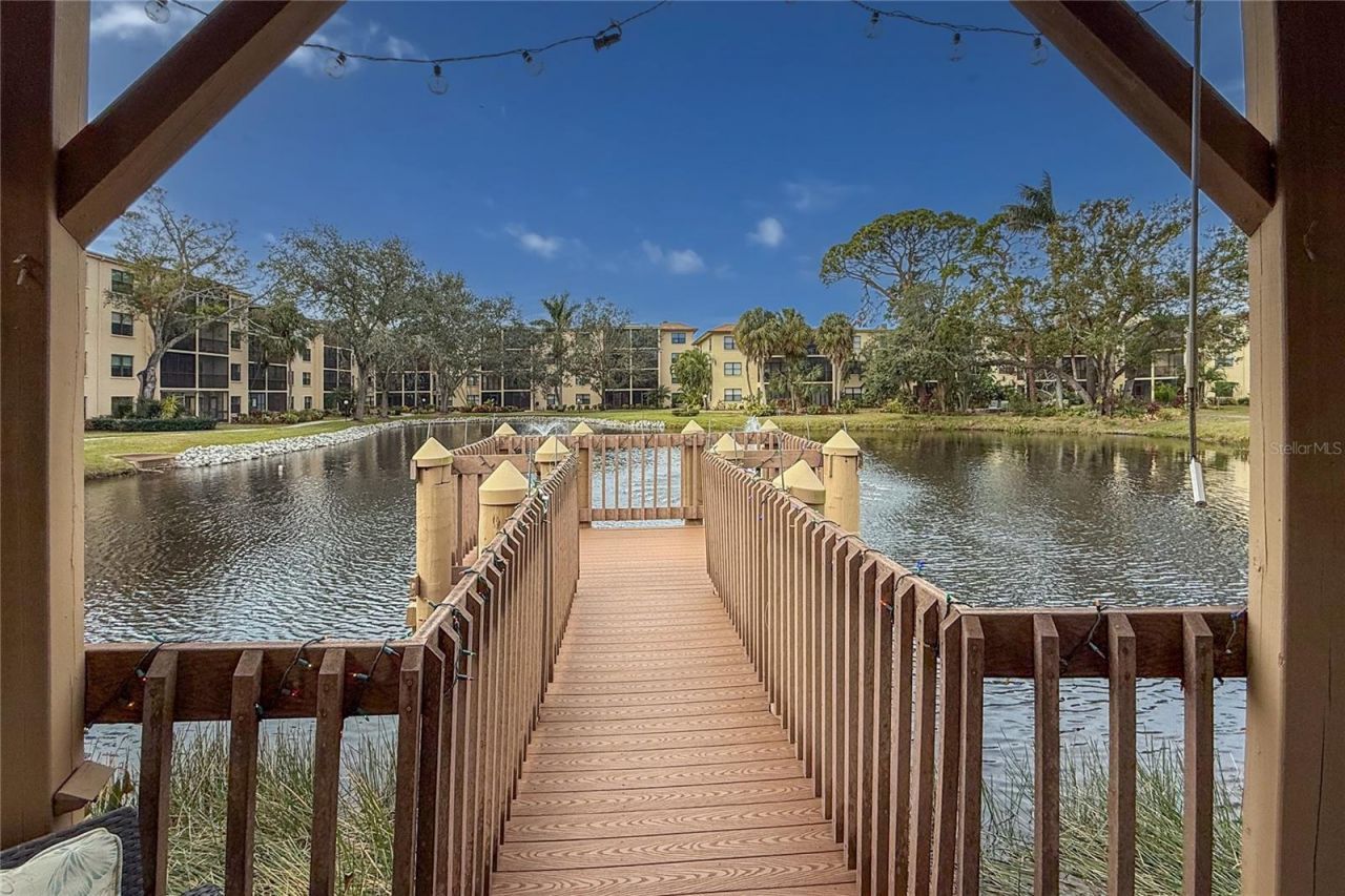 315 30th Avenue W, Unit B411, Bradenton, FL 34205 Photo