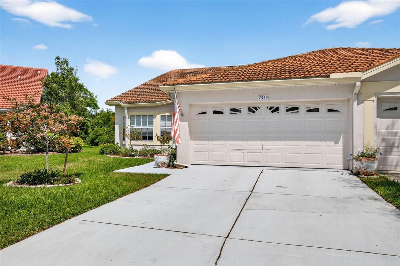 7559 Mediterranean Court , Hudson, FL 34667 Photo