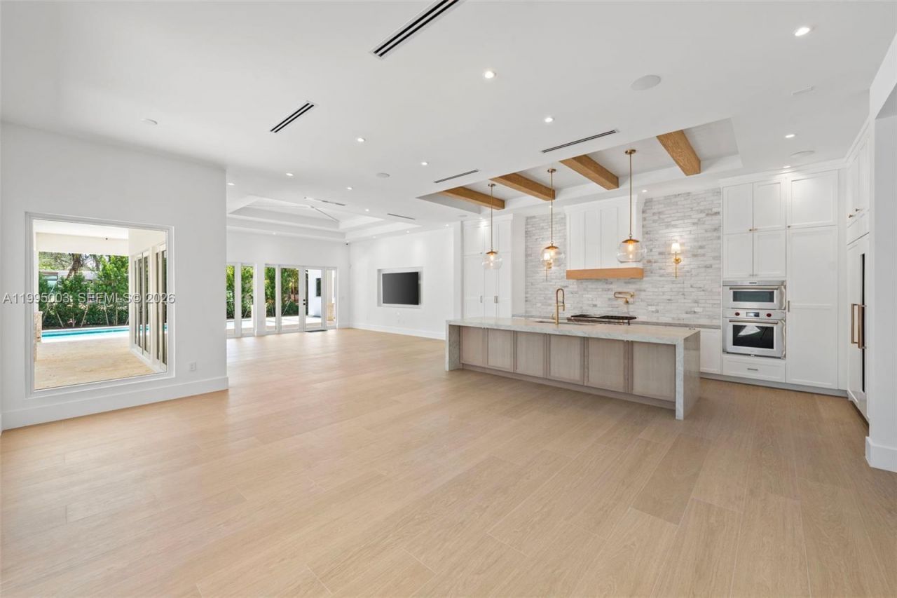 7900 SW 118th St , Pinecrest, FL 33156 Photo