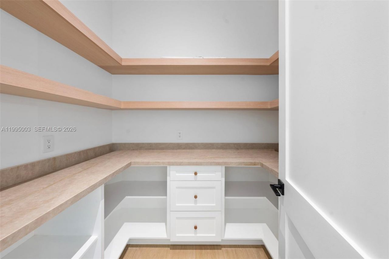 7900 SW 118th St , Pinecrest, FL 33156 Photo