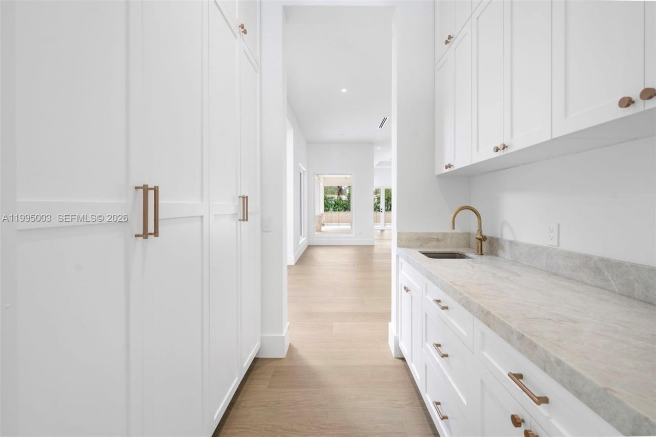 7900 SW 118th St , Pinecrest, FL 33156 Photo