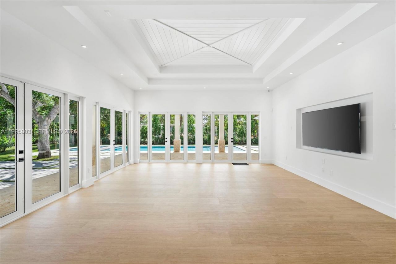 7900 SW 118th St , Pinecrest, FL 33156 Photo