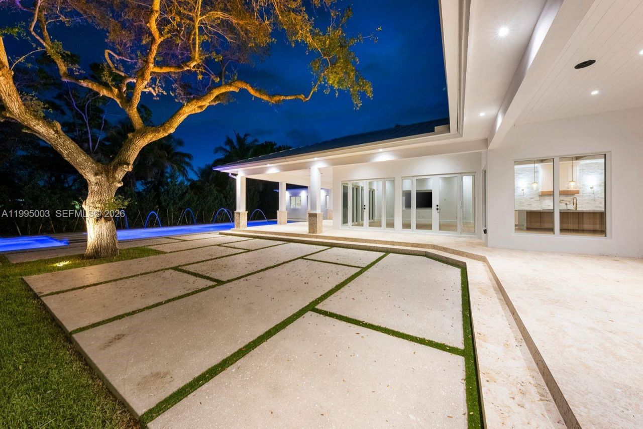 7900 SW 118th St , Pinecrest, FL 33156 Photo