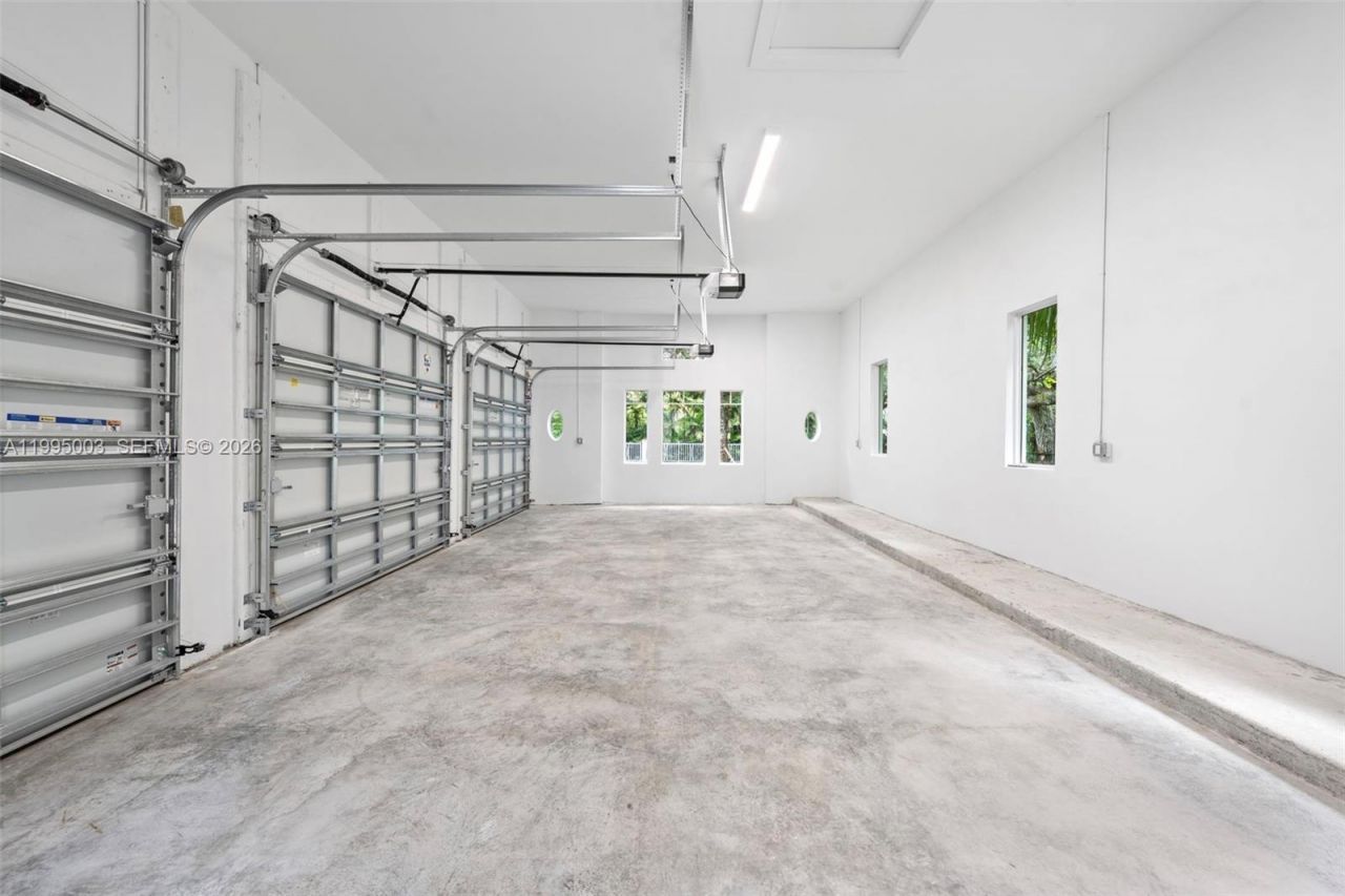 7900 SW 118th St , Pinecrest, FL 33156 Photo