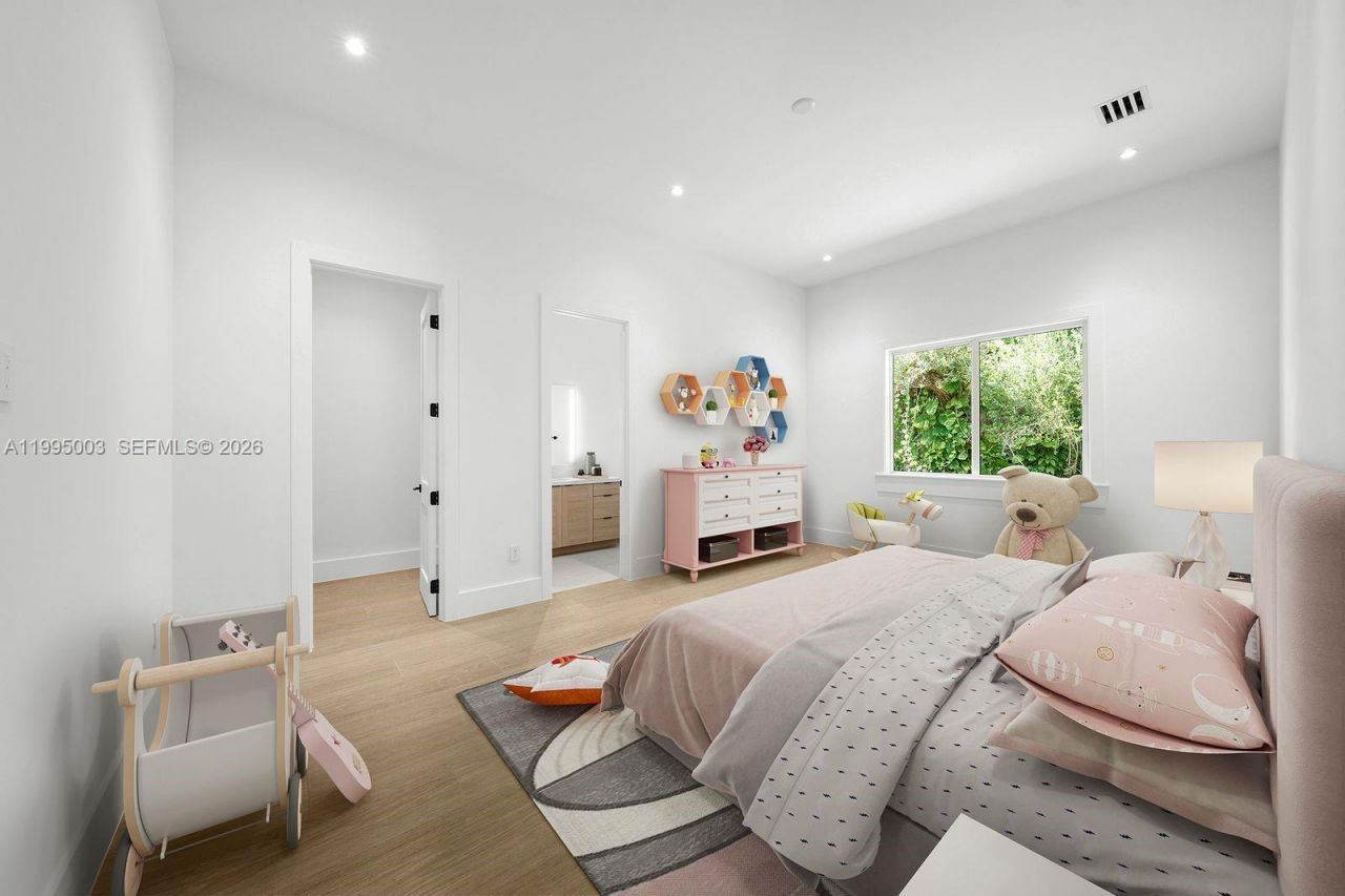 7900 SW 118th St , Pinecrest, FL 33156 Photo