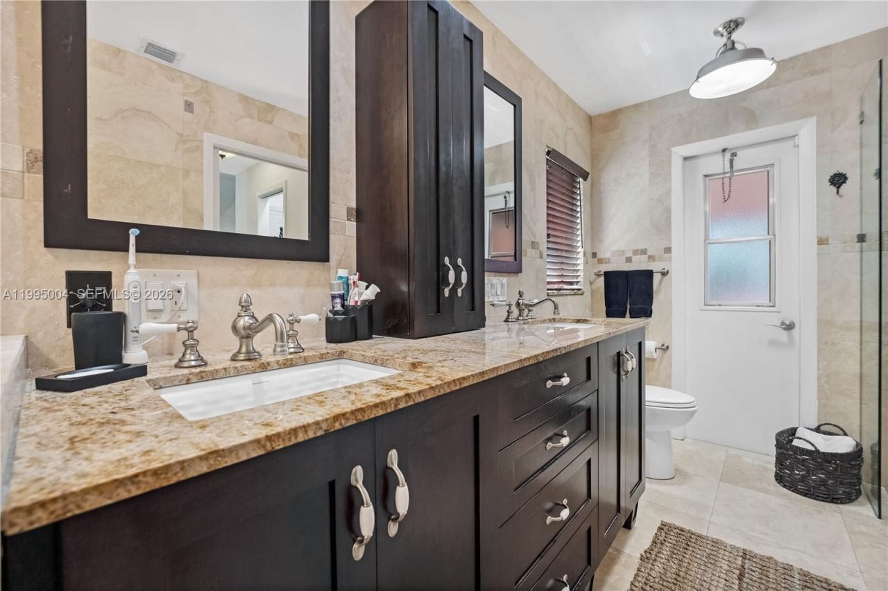 9600 NW 18th St, Plantation, FL 33322 Photo