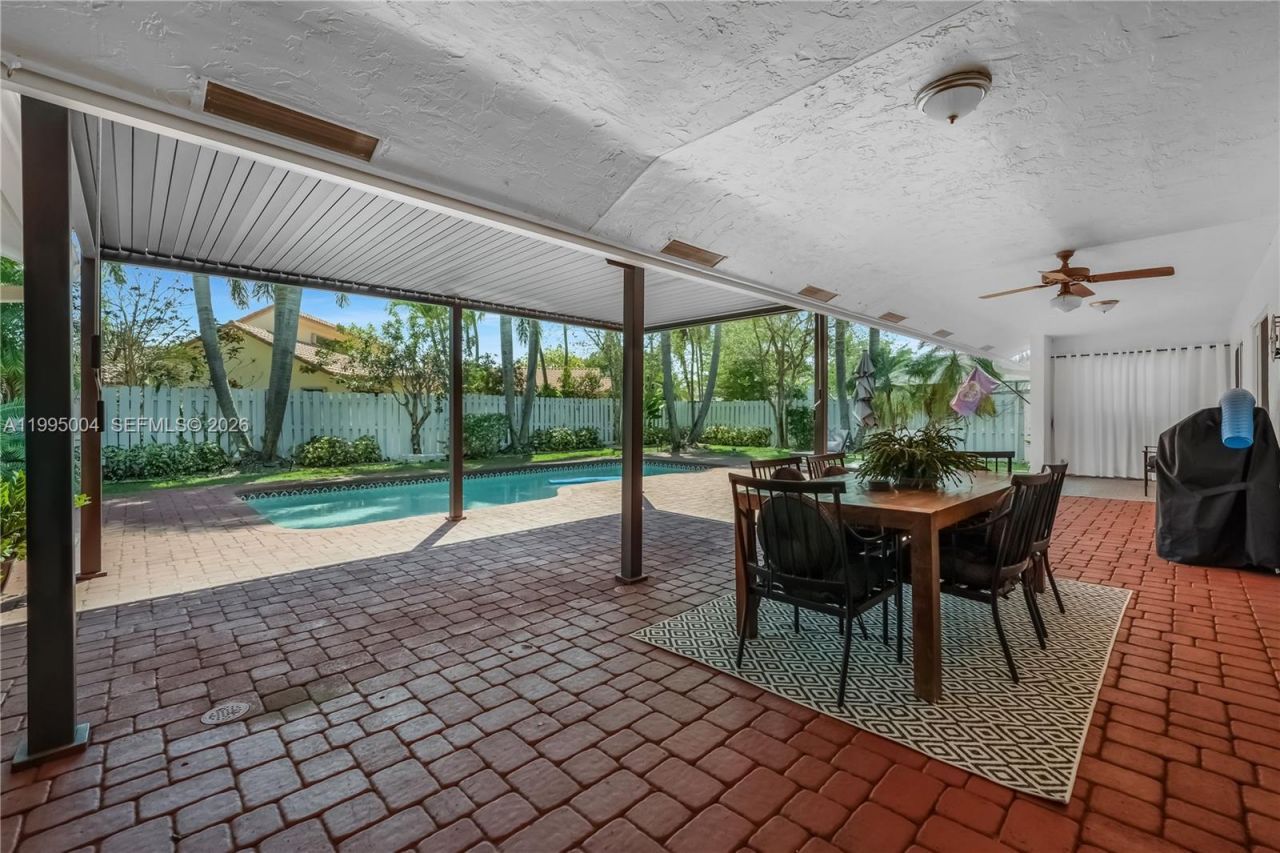 9600 NW 18th St, Plantation, FL 33322 Photo