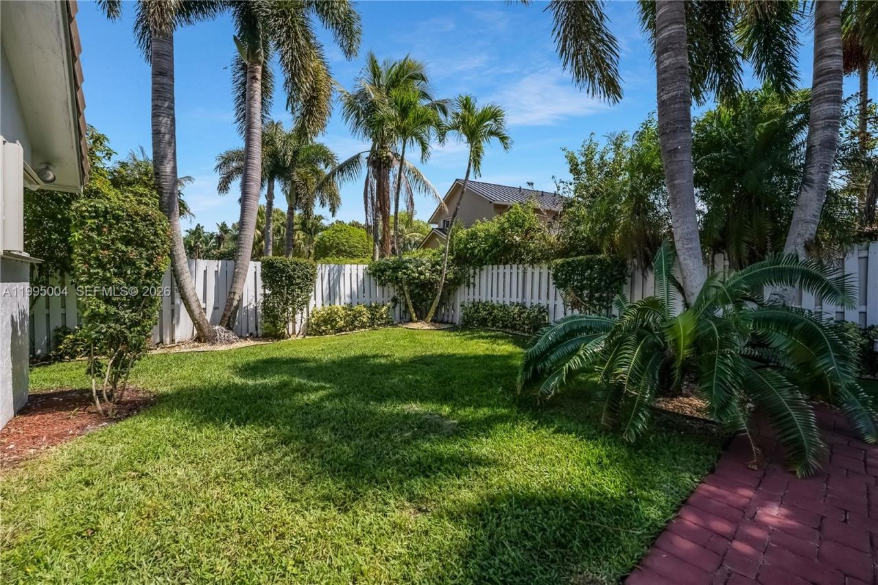 9600 NW 18th St, Plantation, FL 33322 Photo