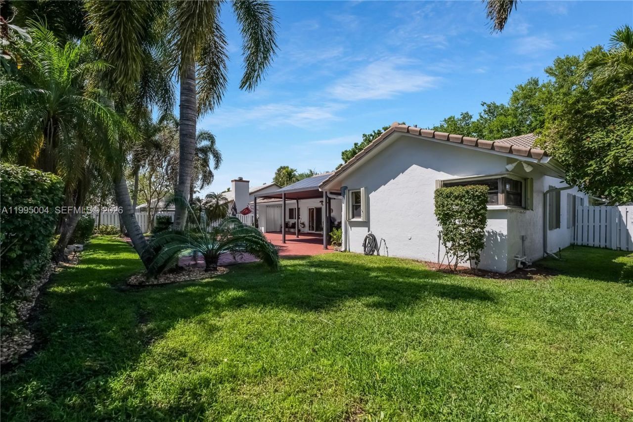 9600 NW 18th St, Plantation, FL 33322 Photo