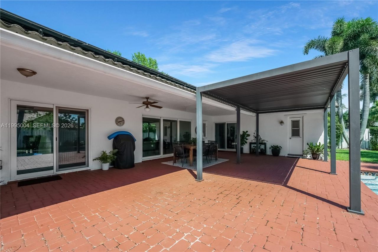 9600 NW 18th St, Plantation, FL 33322 Photo