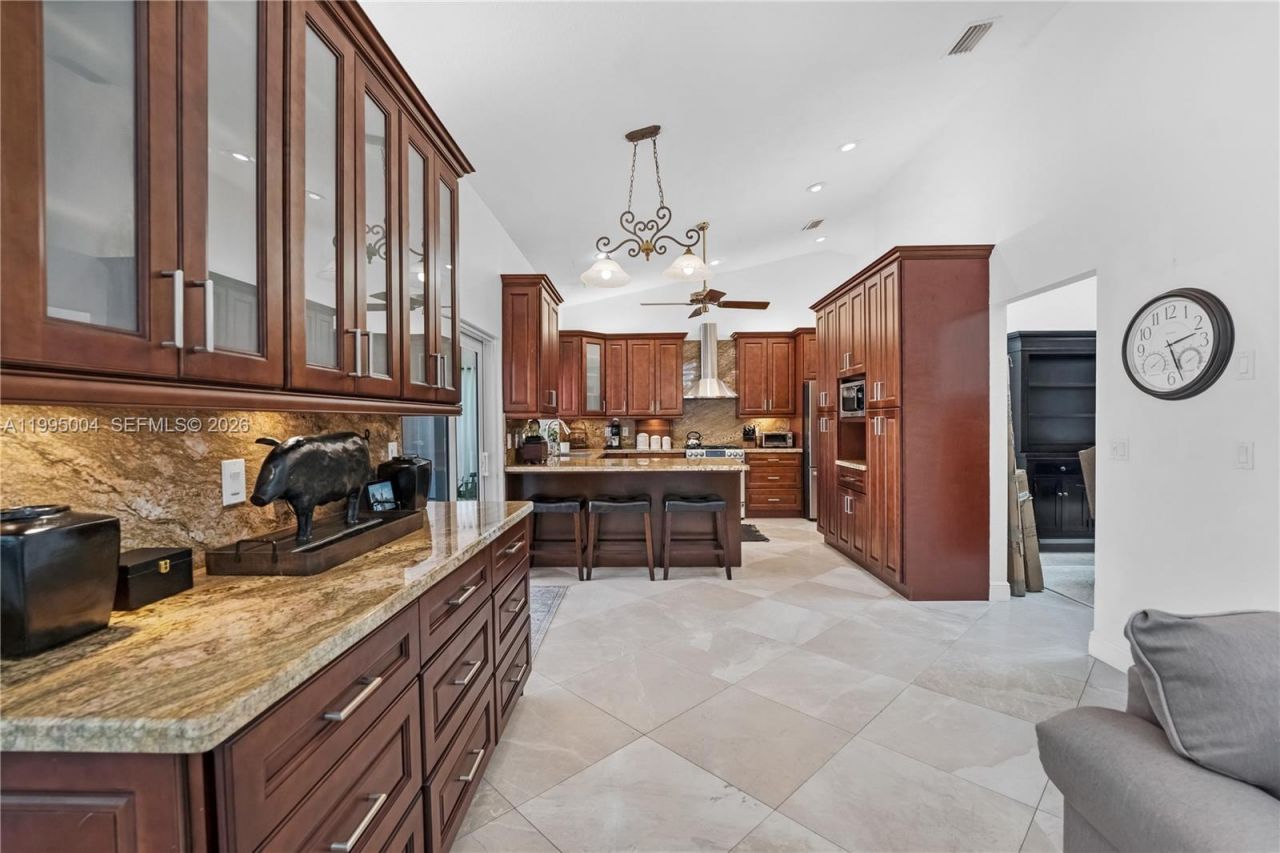 9600 NW 18th St, Plantation, FL 33322 Photo