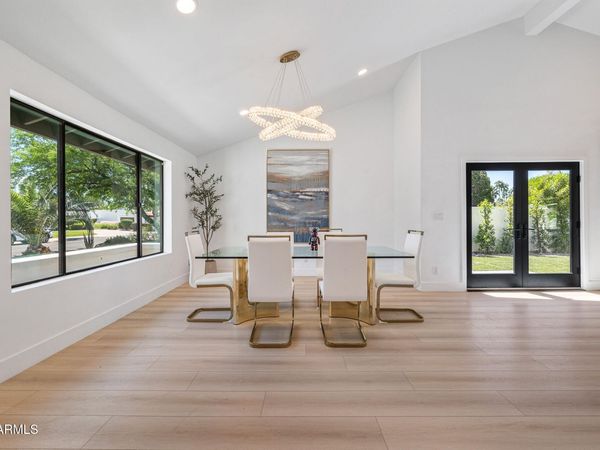 10012 N 76TH Place, Scottsdale, AZ 85258