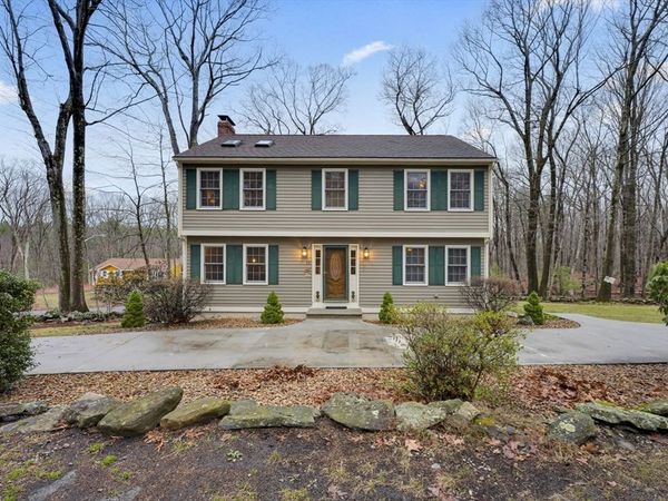 32 Sibley Rd, Sutton, MA 01590