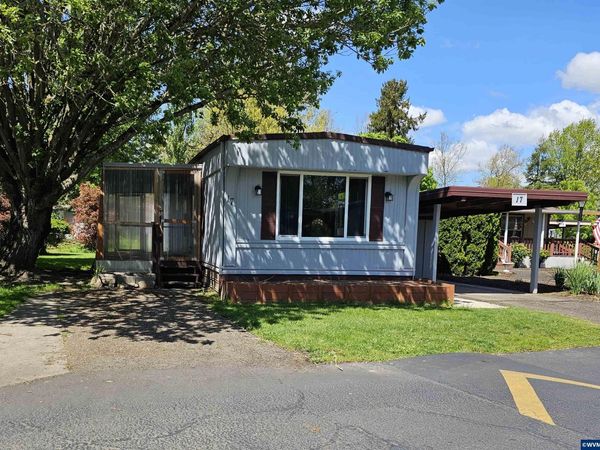 1905 Waverly Dr SE, Albany, OR 97322