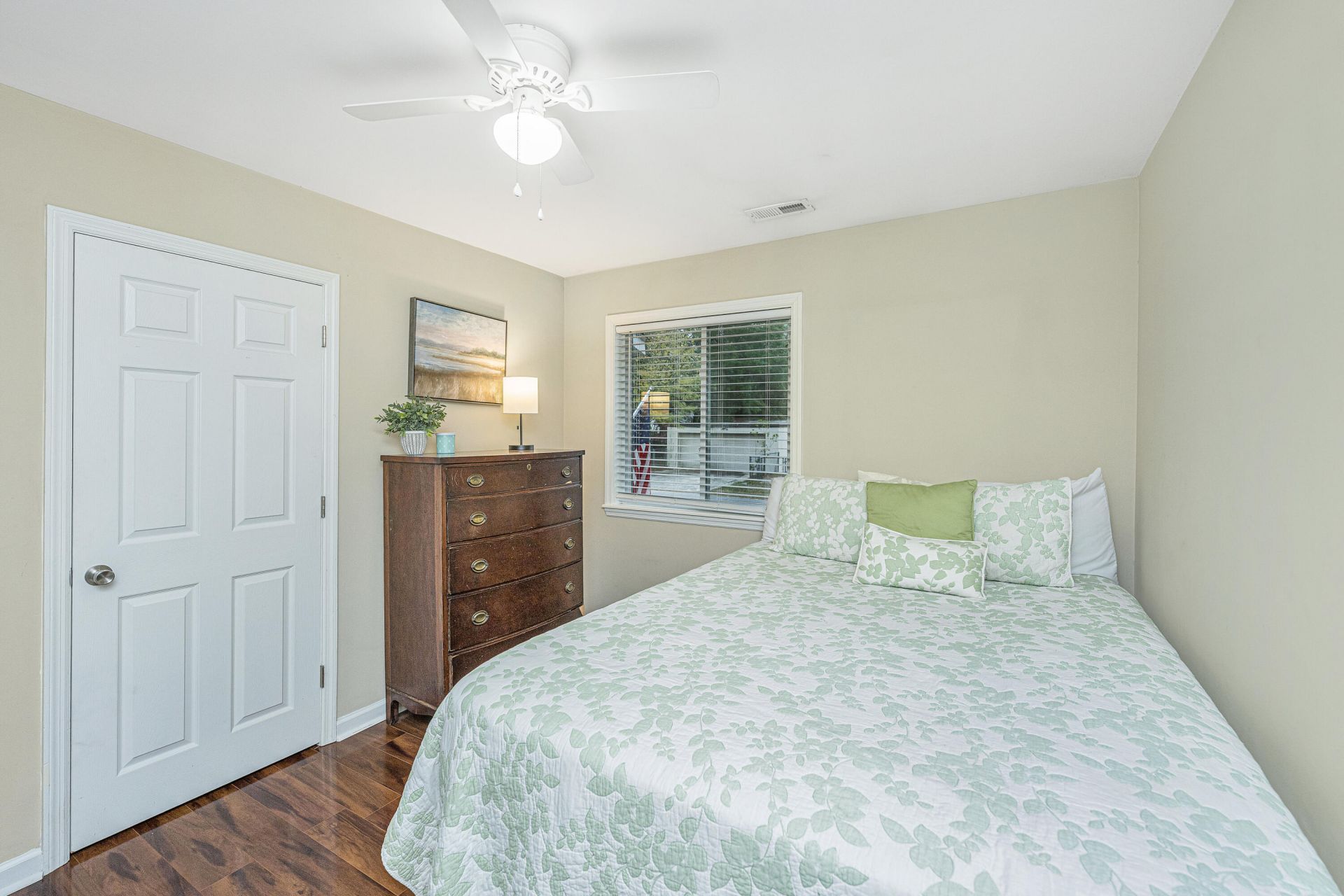 1240 Camelia Road Photo 26