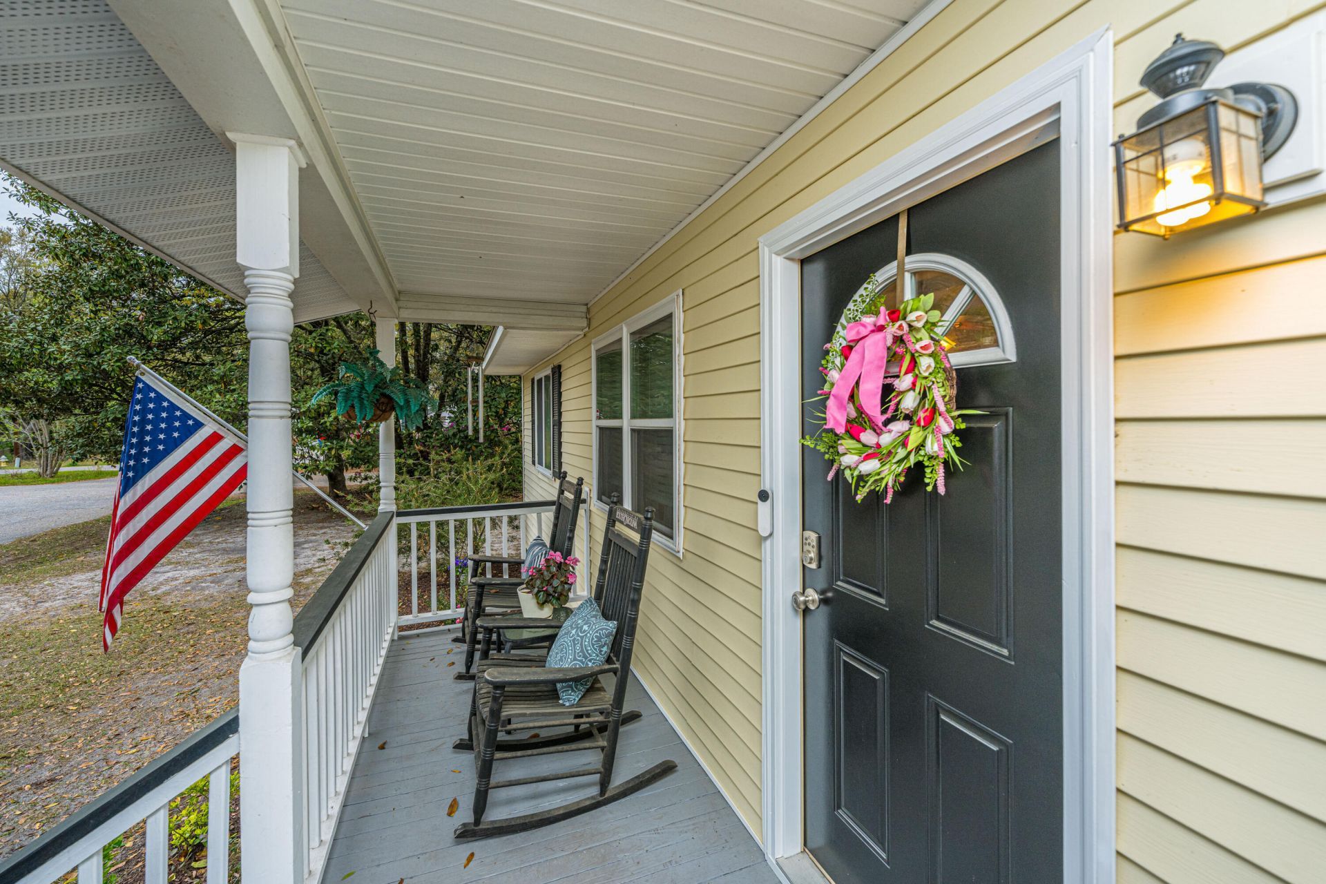 1240 Camelia Road Photo 4