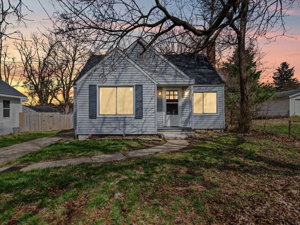 138 Pierce Avenue, Jackson, MI 49203