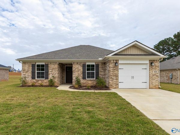 105 Gulf Hills Avenue, Toney, AL 35773