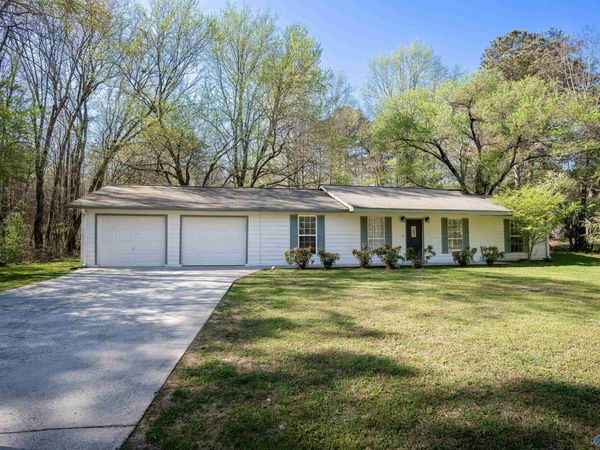 1416 Skyline Avenue, Fort Payne, AL 35967