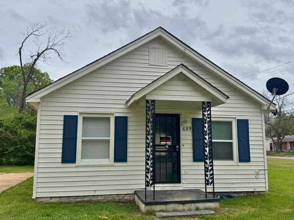 695 MARSH AVE, Memphis, TN 38127