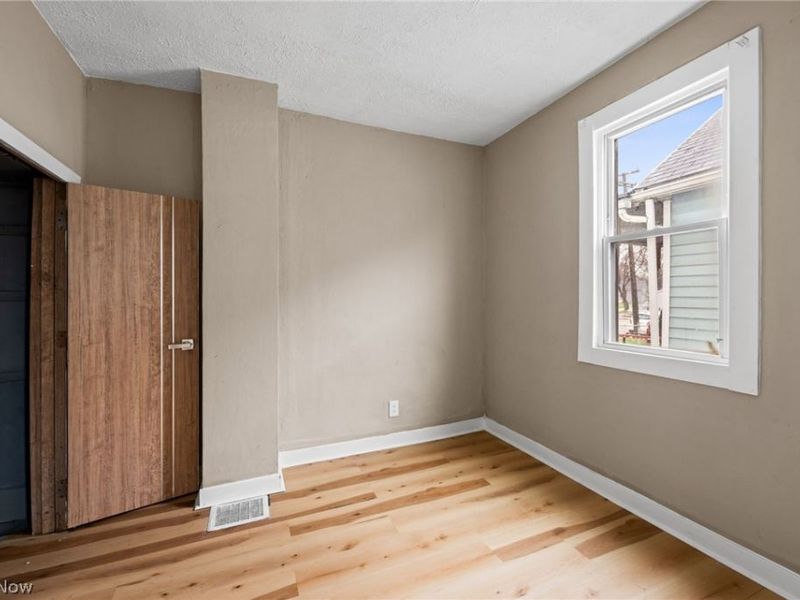 7604 Dudley Avenue, Cleveland, OH 44102 Photo 15