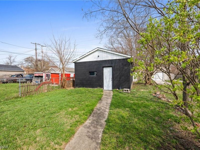 7604 Dudley Avenue, Cleveland, OH 44102 Photo 26