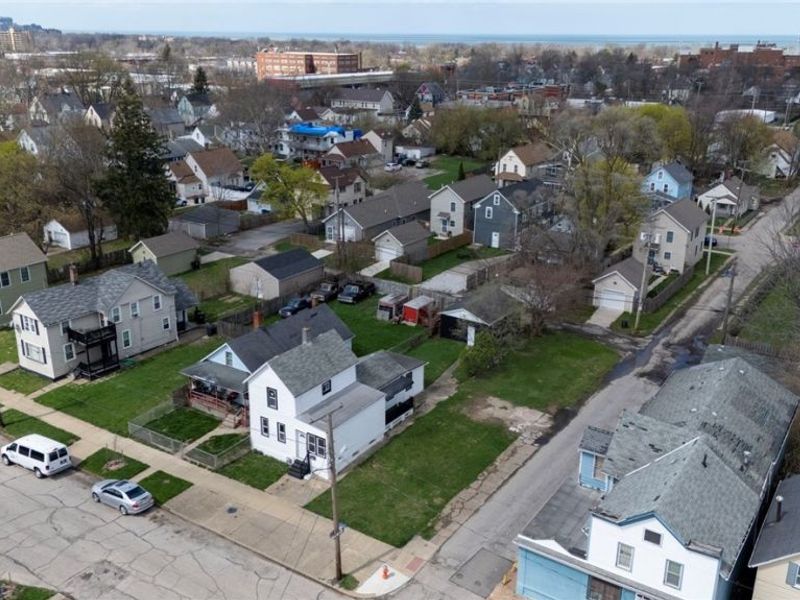 7604 Dudley Avenue, Cleveland, OH 44102 Photo 28