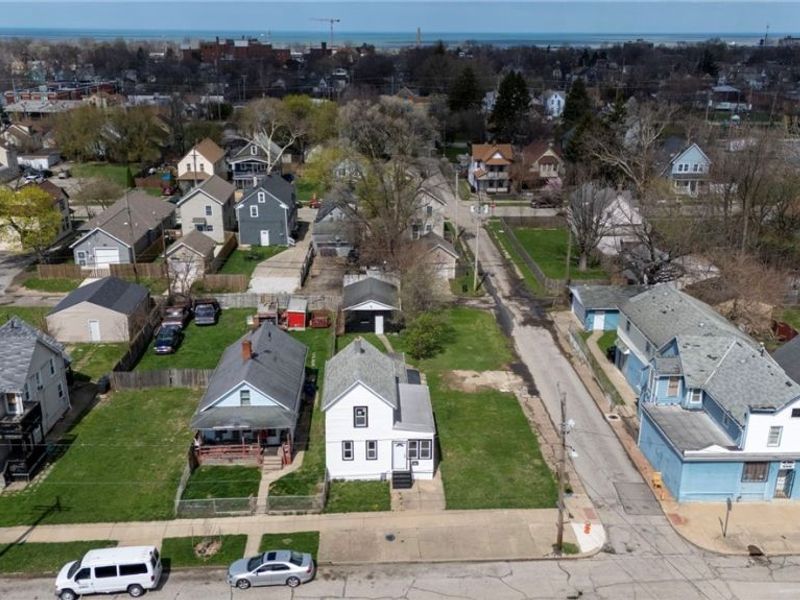 7604 Dudley Avenue, Cleveland, OH 44102 Photo 4