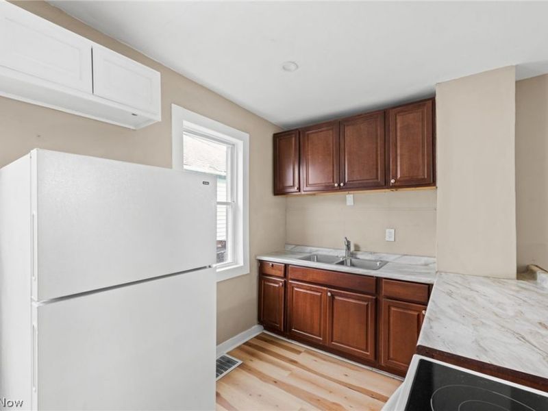 7604 Dudley Avenue, Cleveland, OH 44102 Photo 8