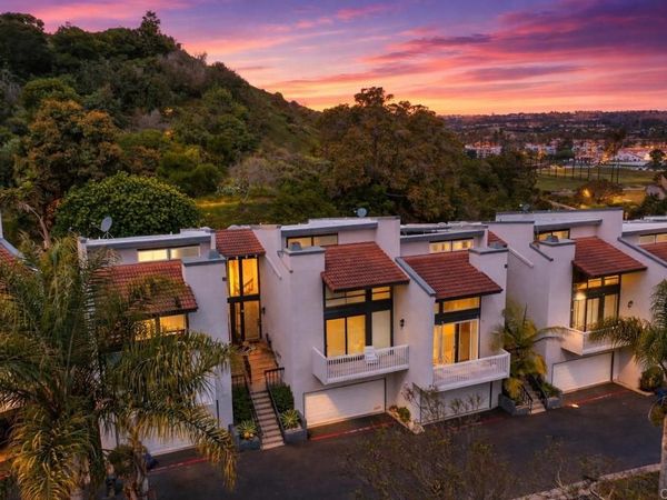 2415 La Costa Avenue, Unit E, Carlsbad, CA 92009