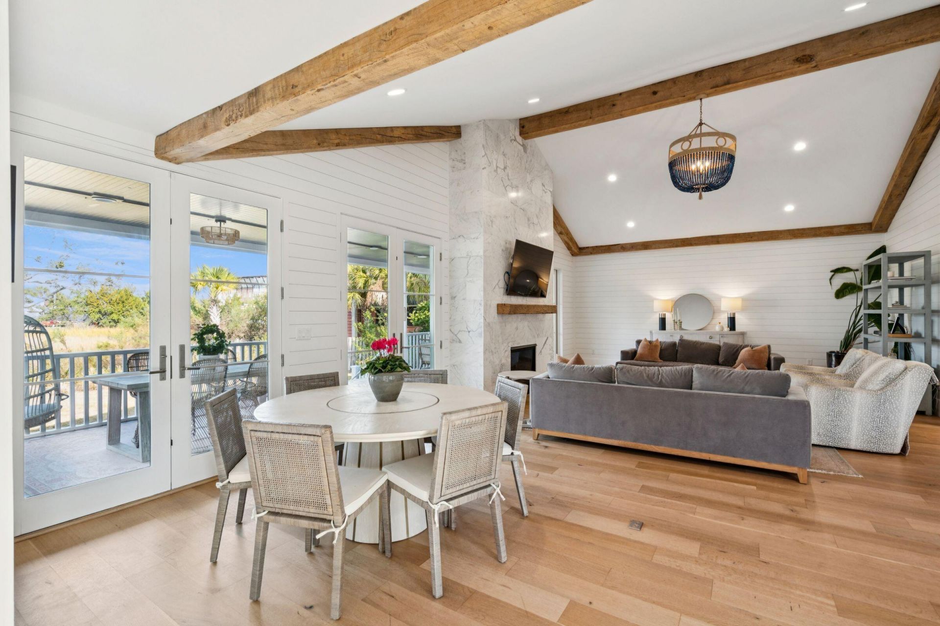 212 Live Oak Drive Photo 19