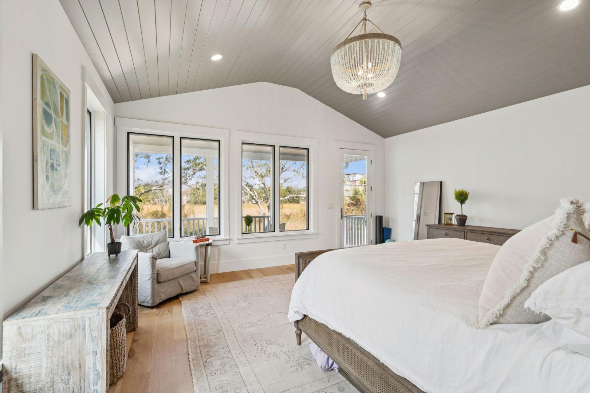 212 Live Oak Drive Photo 32