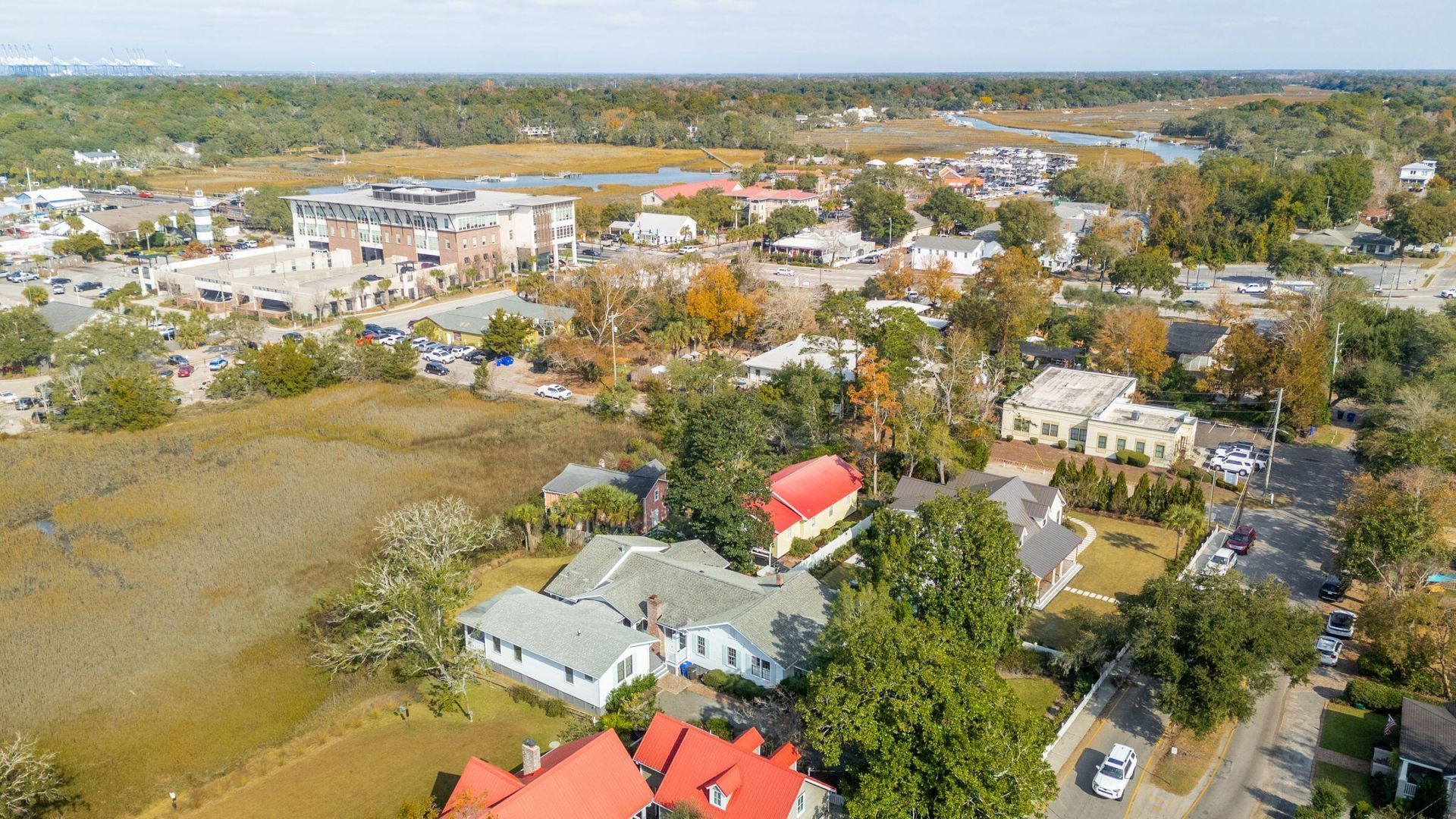 212 Live Oak Drive Photo 4