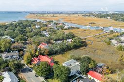 212 Live Oak Drive photo 4