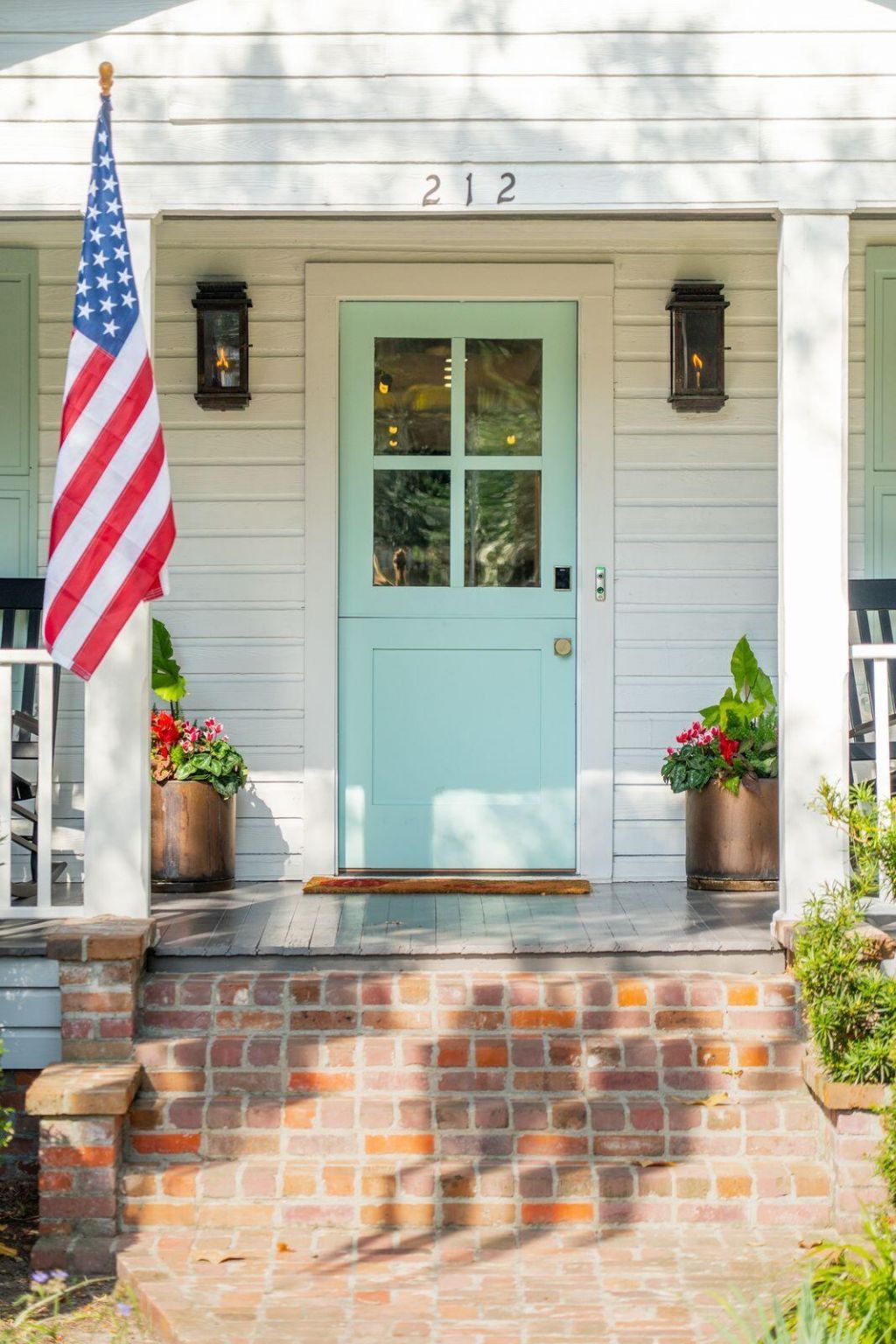 212 Live Oak Drive Photo 7