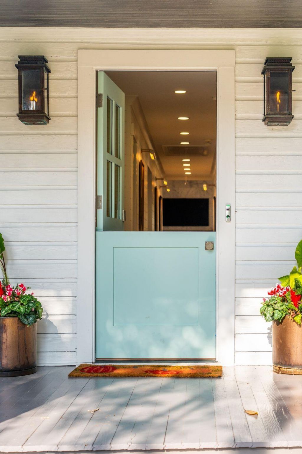 212 Live Oak Drive Photo 8