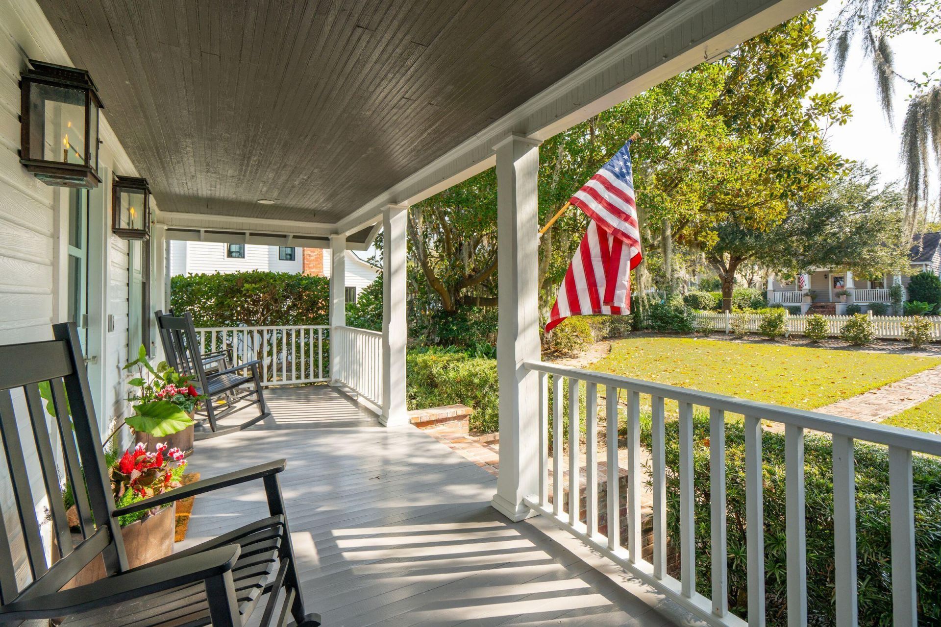 212 Live Oak Drive Photo 9