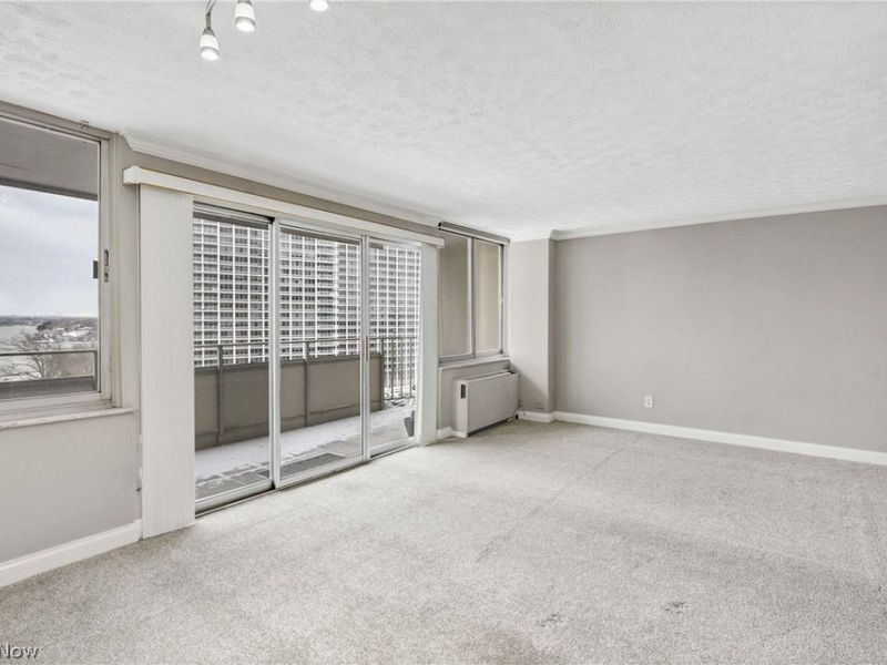 12900 Lake Avenue, Unit 926, Lakewood, OH 44107 Photo 10