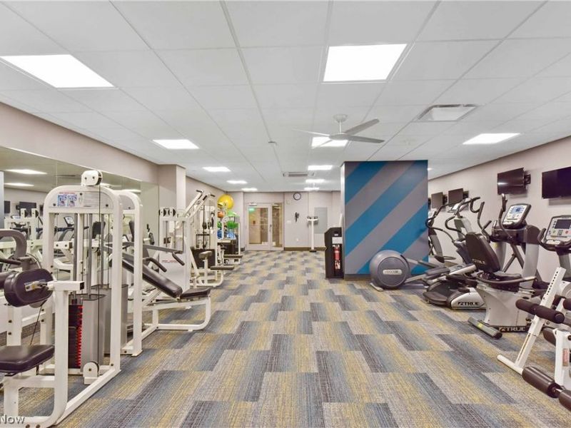 12900 Lake Avenue, Unit 926, Lakewood, OH 44107 Photo 28